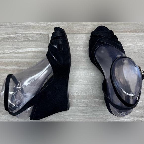 UGG Strappy Black Velvet Suede Wedge Heels Womens Size 7 - Picture 5 of 11